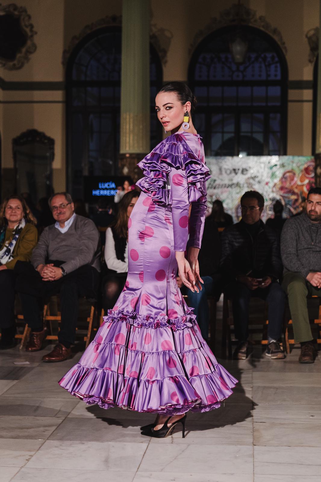 Traje De Flamenca Lila Lunares Morados - LUCÍA HERREROS